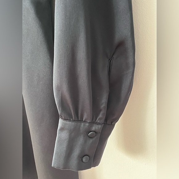 Women’s Forever 21 Sexy Little Black Dress With Corset Waist & Long Sleeves - Picture 4 of 14